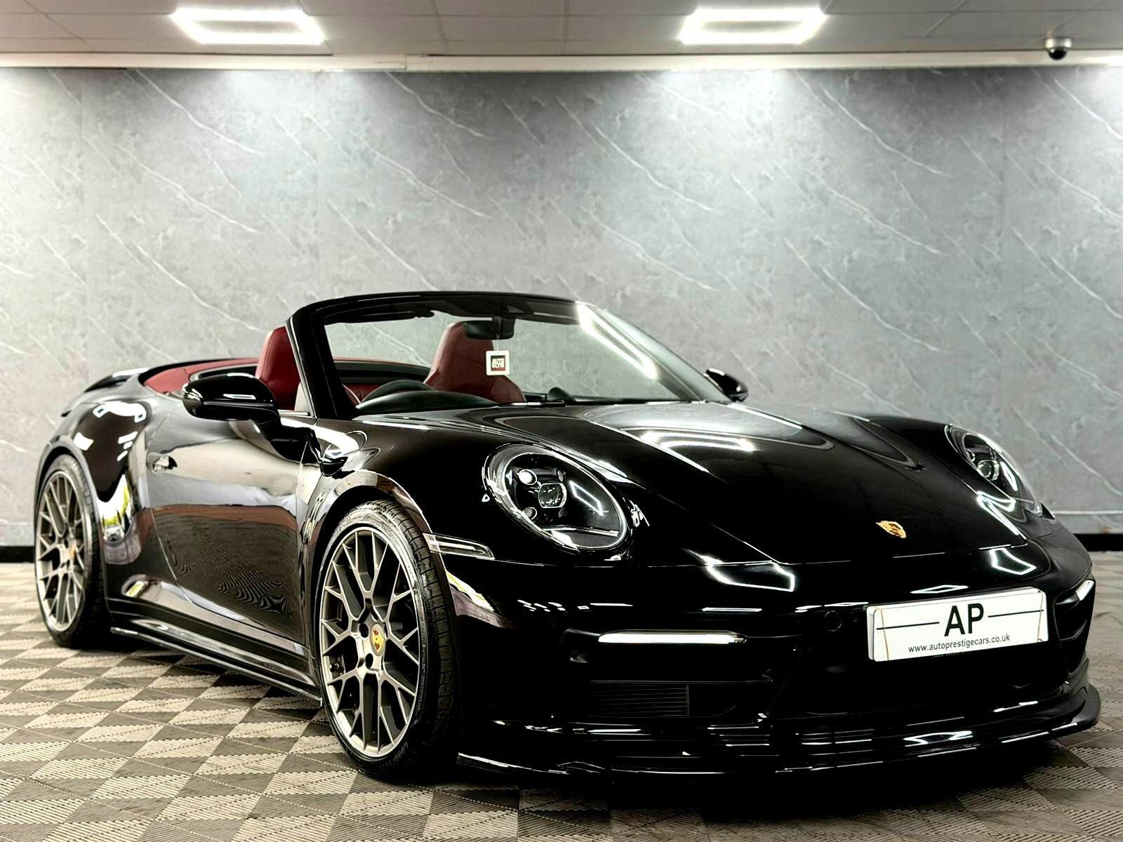Porsche 911 secondary view
